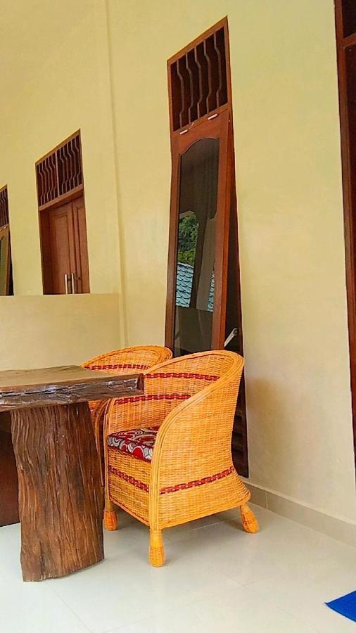 Raja Guest House - Jungle Trekking & Tours Bukit Lawang Sumatra Экстерьер фото